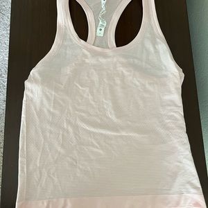 Swiftly Tech Tank Top 2.0 Strawberry Milkshake *race length*